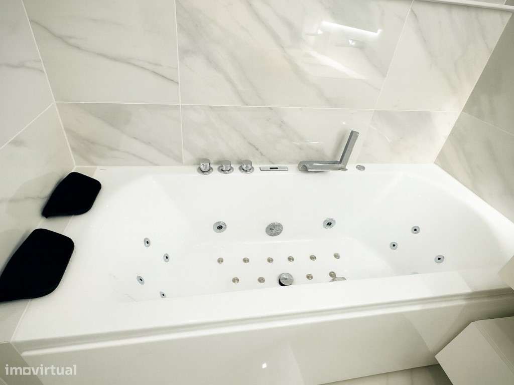 Apartamento T2 | 2 Suites |Lugar de garagem | Lavandaria | Arrecadação-29