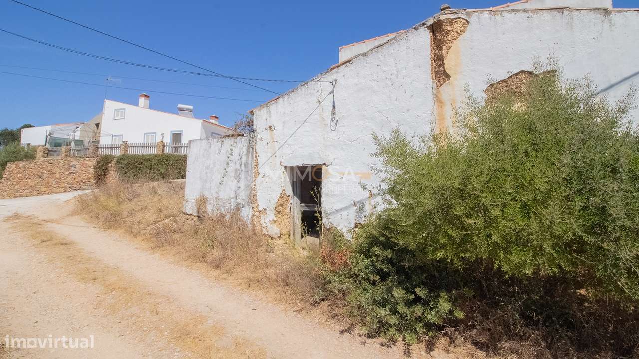 Ruina com Projeto Aprovado e Vista Panorâmica sobre Aljezur - Grande imagem: 3/27