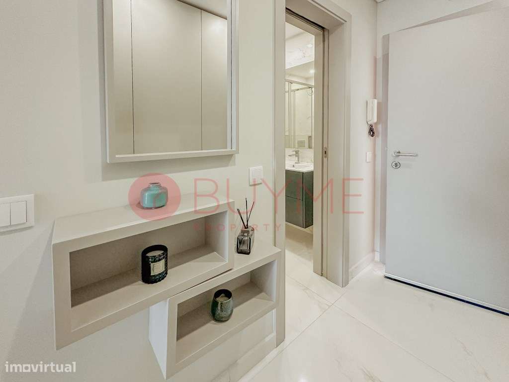 Apartamento T0+1 Renovado no Centro de Vilamoura-5