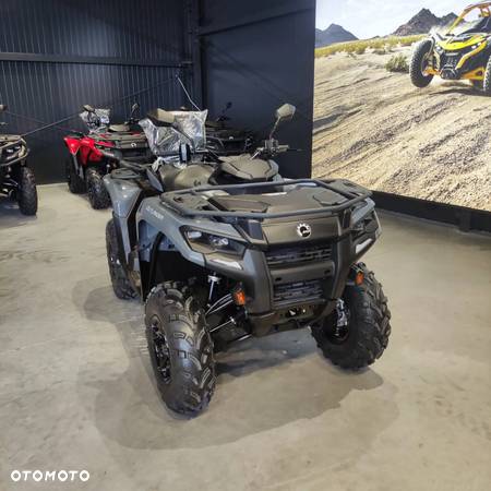 Can-Am Outlander Max - 8