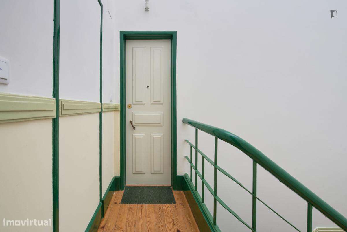 Quarto - localizado em Alcântara Lisbon - Grande imagem: 5/9