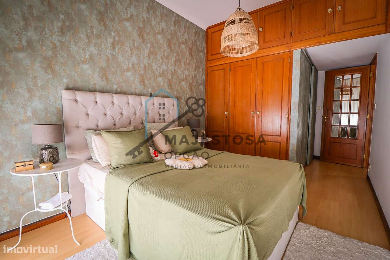 Apartamento T3 Renovado — Póvoa de Varzim-25