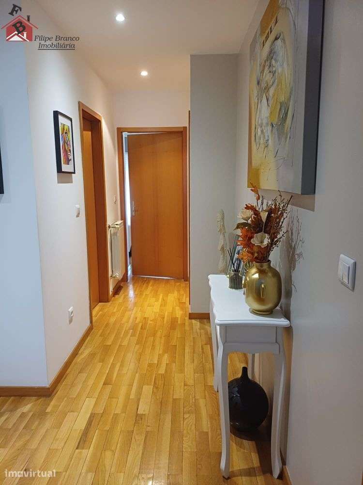 FABULOSO T2 NASCENTE/ POENTE ÁREA 148M2 VALADARES-4