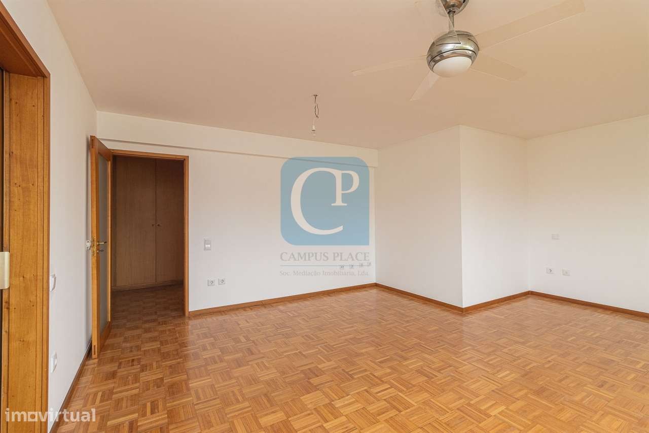 Apartamento T0 em Matosinhos Sul - Grande imagem: 4/17