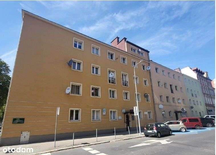 Syndyk sprzeda udział w mieszkaniu, w Bolesławcu - Pełny obrazek: 3/12