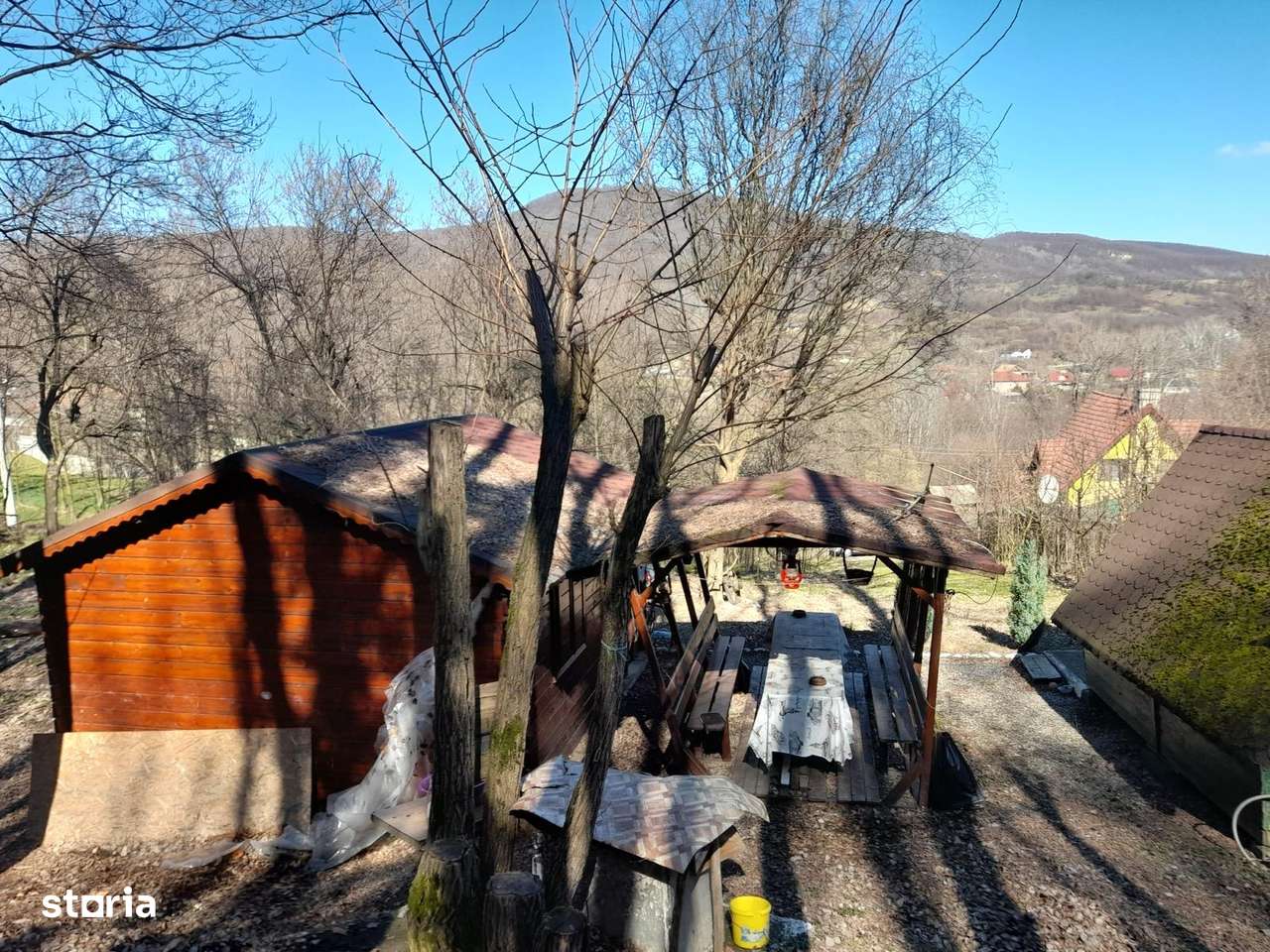 Vanzare cabana+ teren intravilan 1050mp, casa de vacanta/locuinta - Imagine principală: 4/16