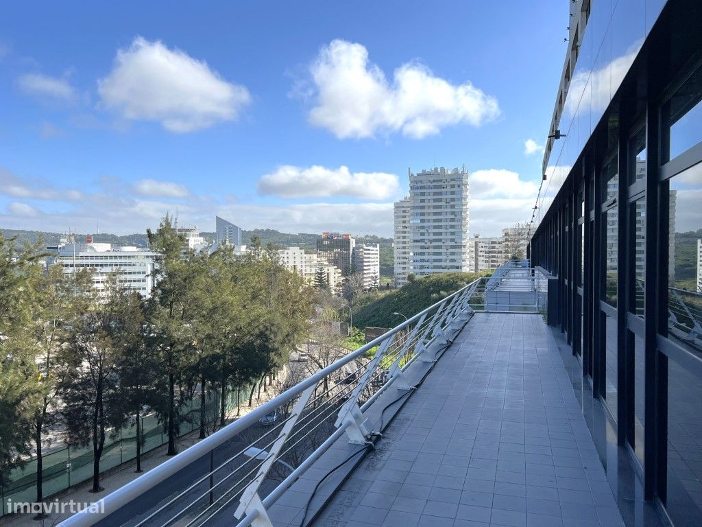 Escritório para arrendamento em Miraflores com 220 m2 - Grande imagem: 1/11
