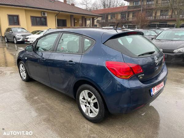 Opel Astra 1.7 CDTI ECOTEC Active - 4