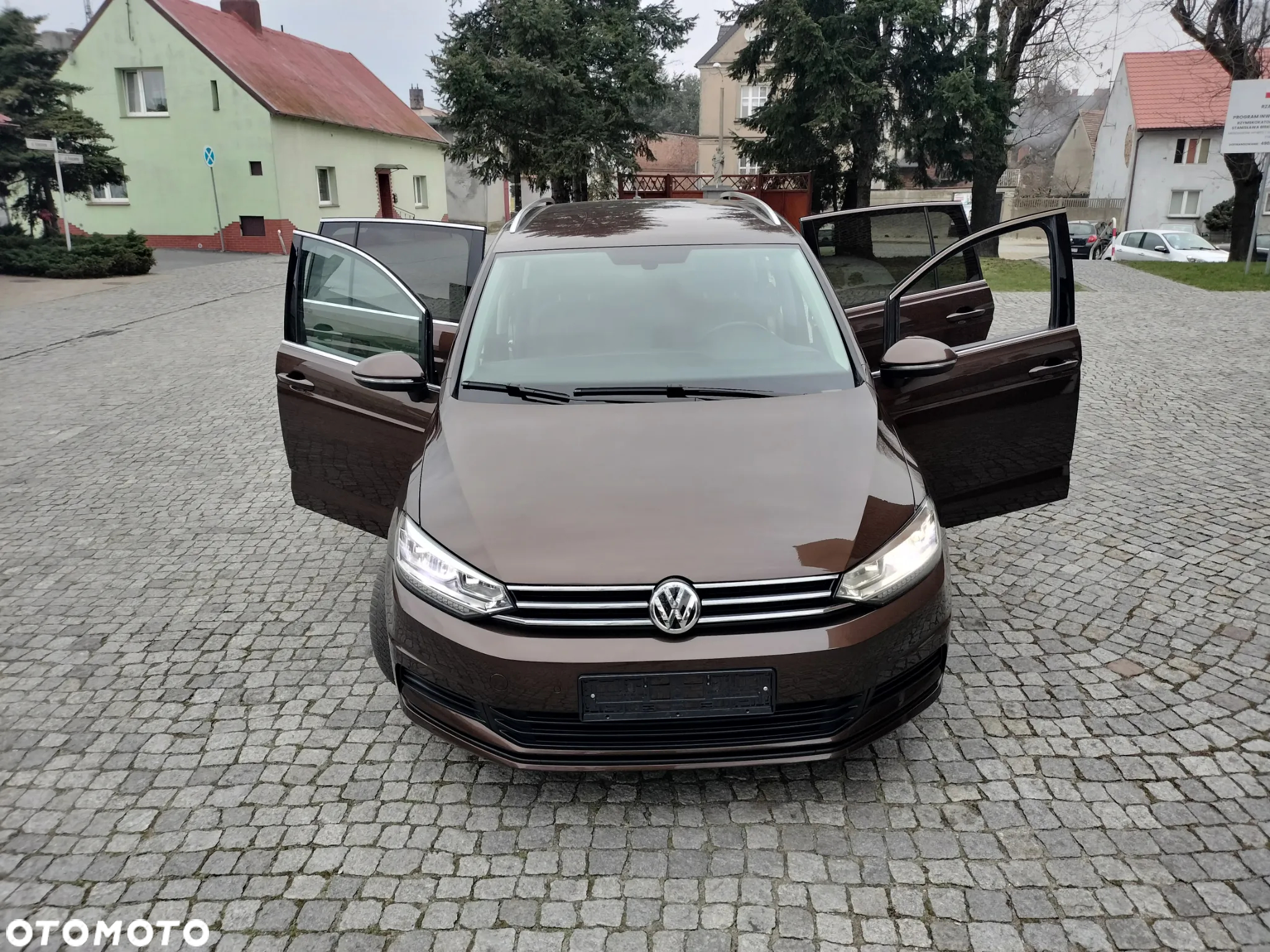 Volkswagen Touran 1.4 TSI (BlueMotion Technology) Comfortline - 16