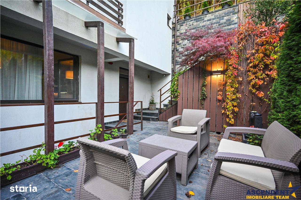 FILM&3D! Resedinta notabila, in pretiosul areal:Drumul Poienii,Centru - Imagine principală: 4/20