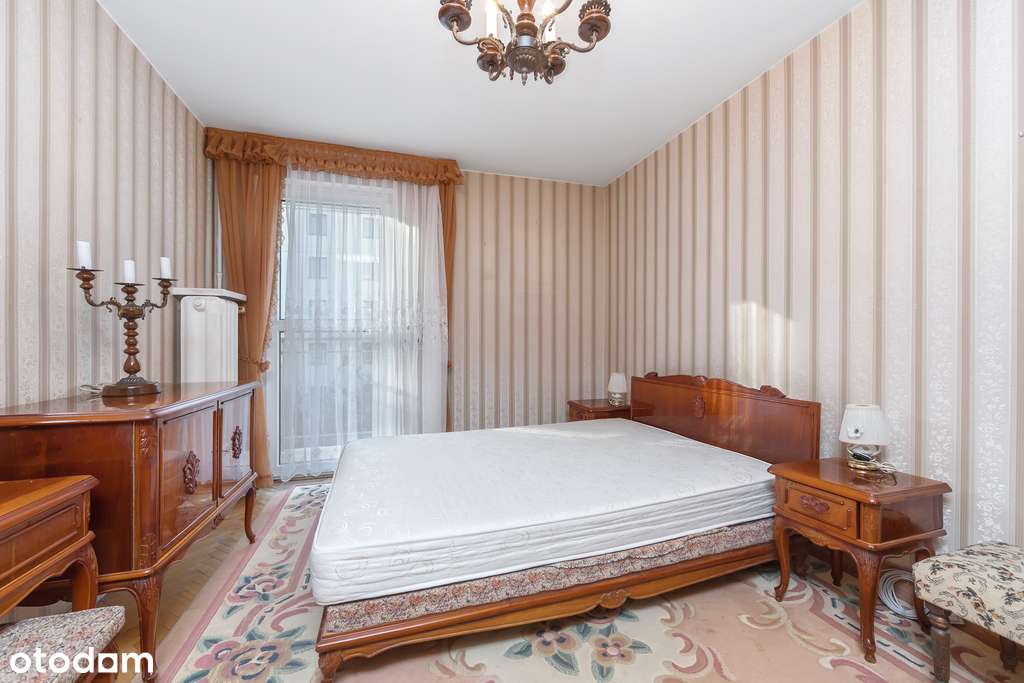 Wola, Koło, Metro. 3 pokoje mieszkanie na sprzedaż-0