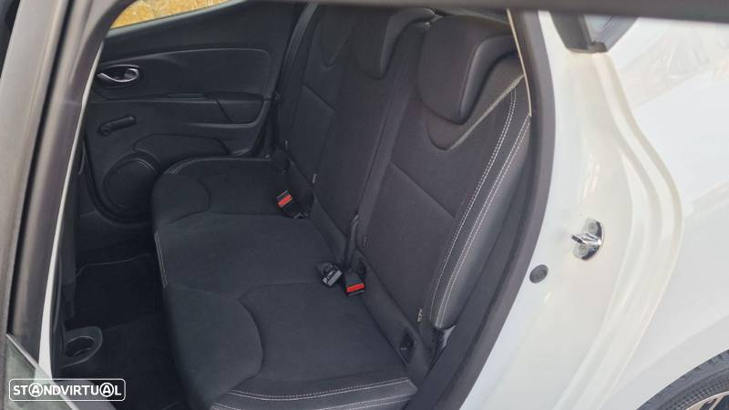 Renault Clio 1.5 dCi Zen - 28