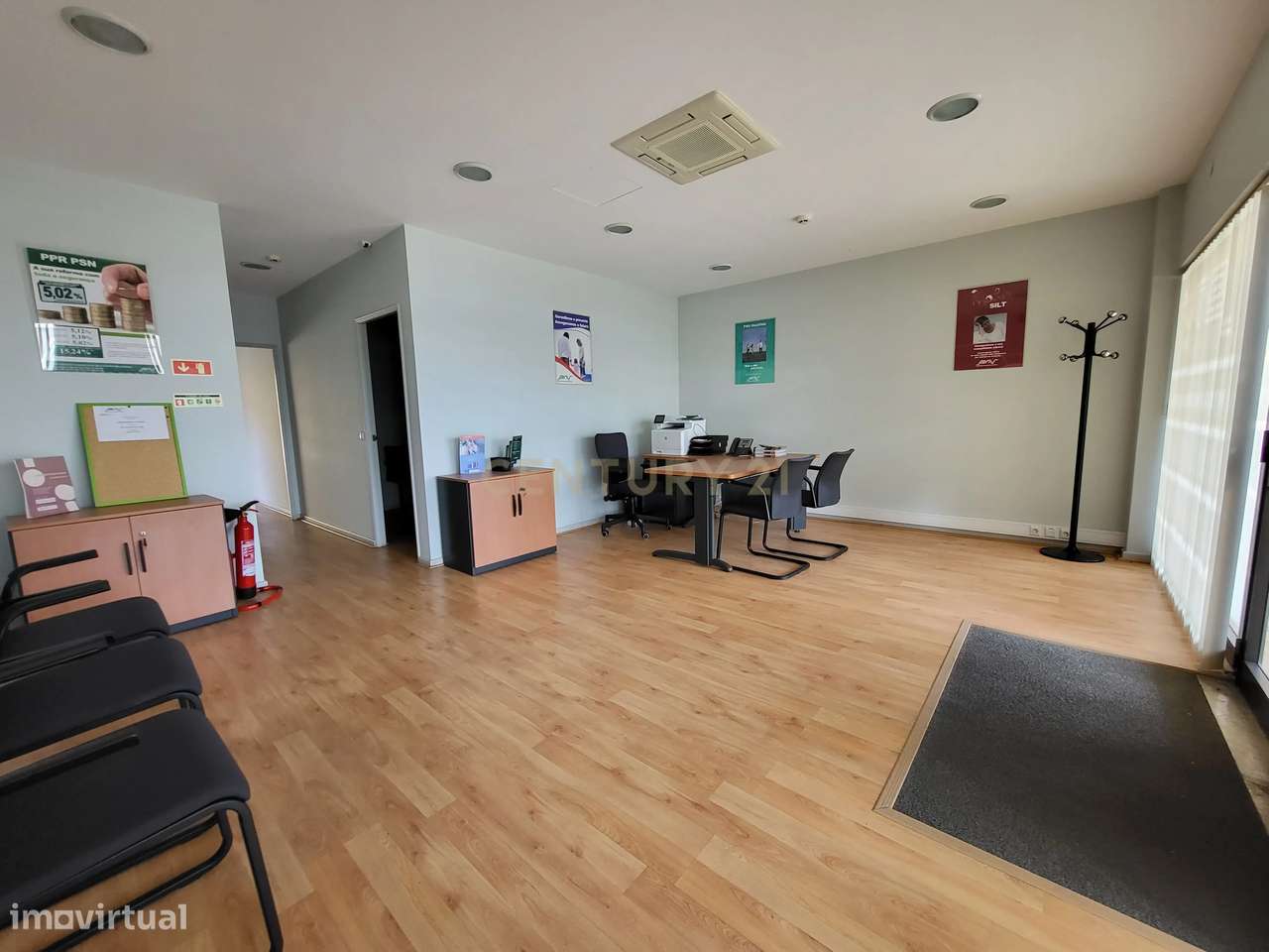 LOJA NA RUA MIGUEL TORGA (RUA DO CIDRAL) - COIMBRA - Grande imagem: 1/9