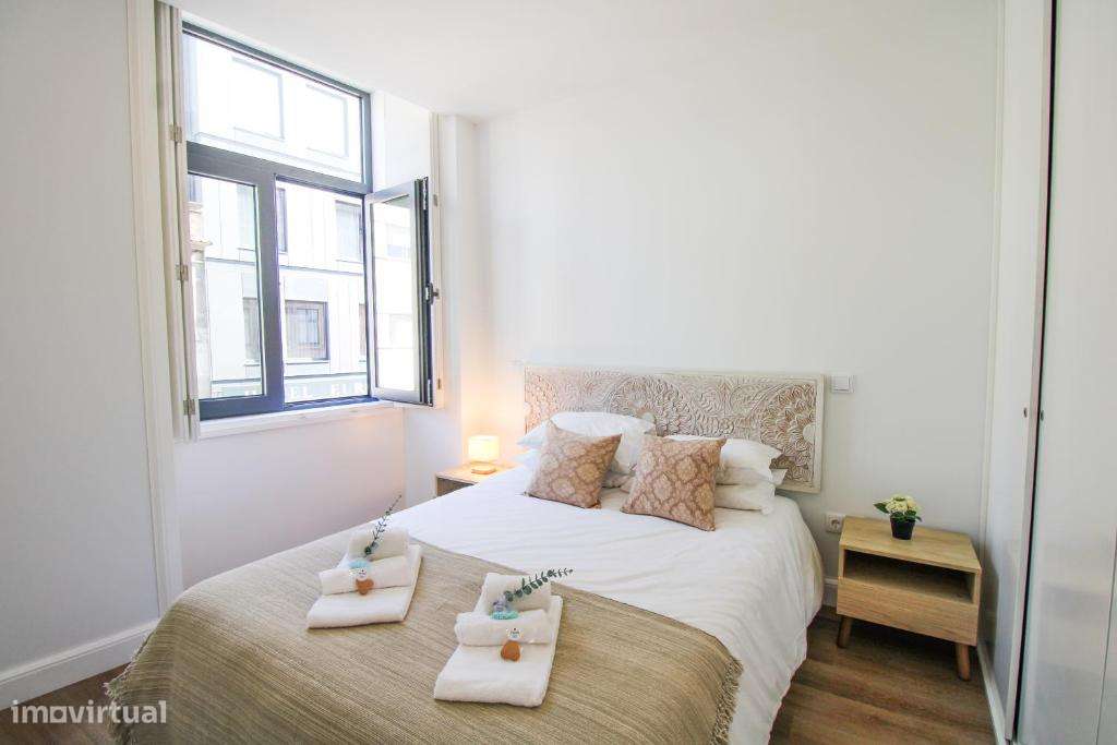 Apartamento T0 remodelado e mobilado no Bonfim, Porto - Grande imagem: 2/13