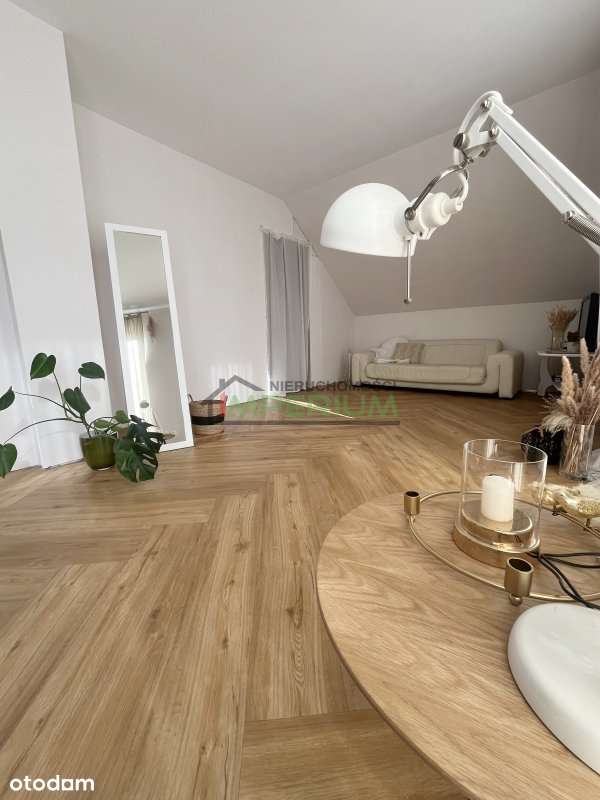 Dom 240 m2 w centrum Chełmca-16