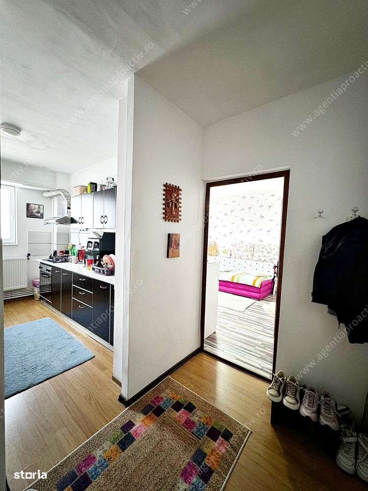 Apartament de vânzare, 2 camere decomandat, Mazepa 2, Galați.-6