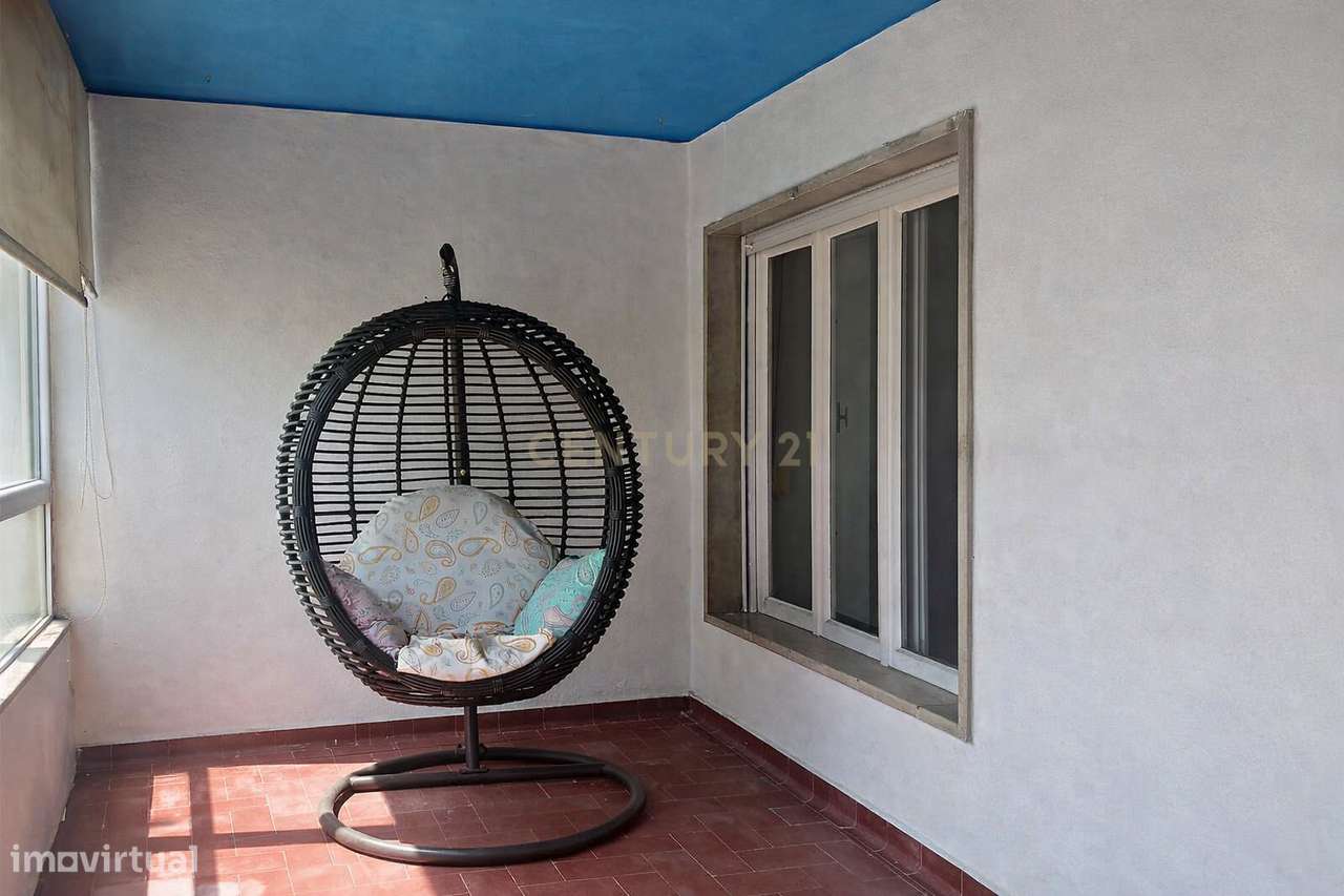 Apartamento T2 +1 Duplex em Alvalade, Lisboa - Oportunidade Única-5
