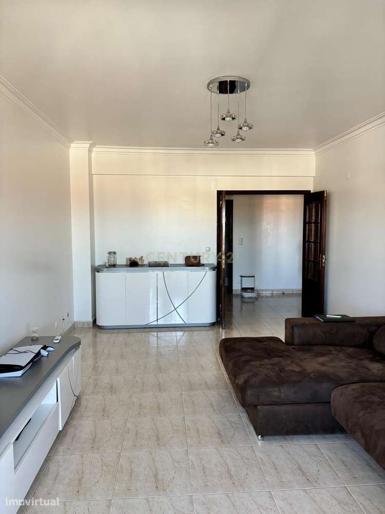 Apartamento Renovado com Vista para o Rio em Amora, Seixal - Grande imagem: 5/19