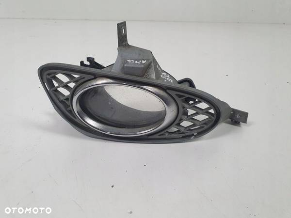 MERCEDES CLS 2010 AMG HALOGEN PRAWY RAMKA PRAWA - 2