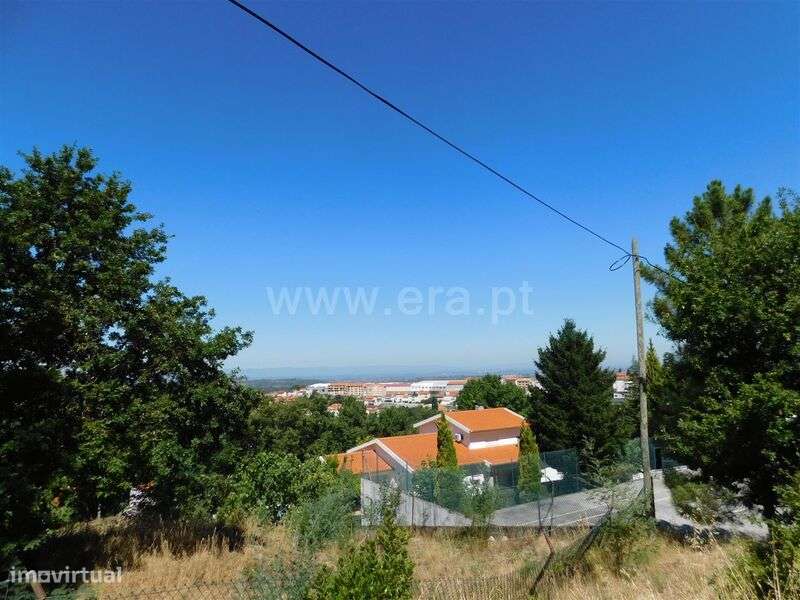 Lote / Seia, Seia, São Romão e Lapa dos Dinheiros - Grande imagem: 3/9