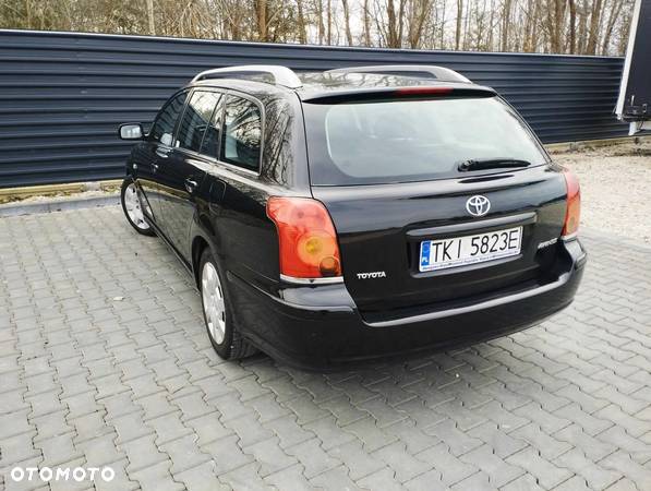 Toyota Avensis 1.8 VVT-i Terra Plus - 10