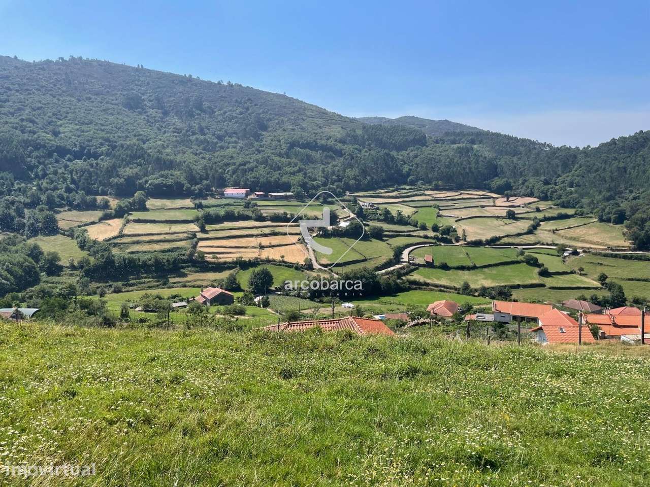 Propriedade com moradia recuperar, 4.700m2 de terreno, vistas excelent-14