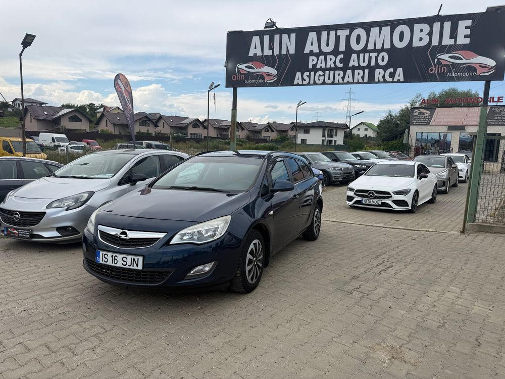 Opel Astra J [2009 - 2018] 1.7 CDTI Cosmo 2012