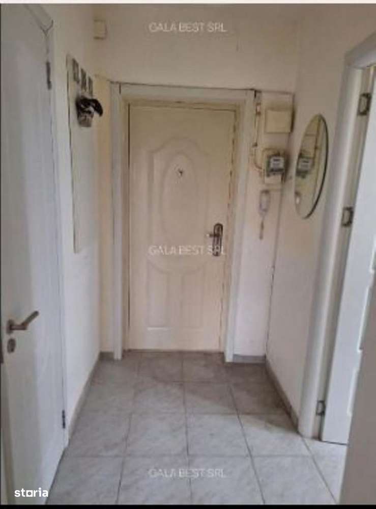 Calea Victoriei - Pta Natiunile Unite, blocul Turn, ap. 2 camere ,et 3-12