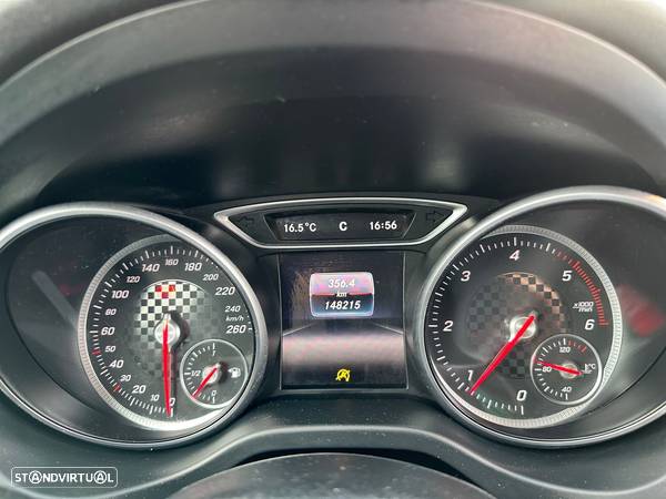 Mercedes-Benz A 180 d AMG Line - 13