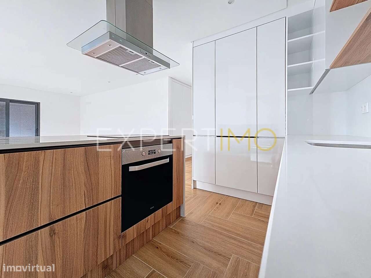 T3 com Garagem e Piscina em condomínio fechado - Portimão - Grande imagem: 3/33