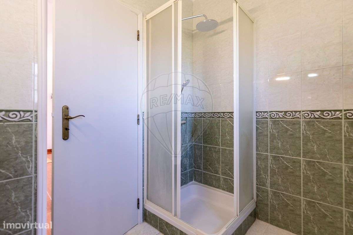 Moradia T4 para venda-14