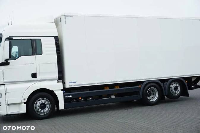 MAN TGX 26.460 / EURO 6 / KONTENER+ WINDA / 17 PALET / MAŁY PRZEBIEG - 15