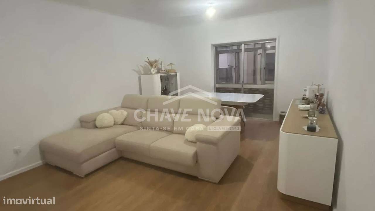 Apartamento T2+1 c/lugar garagem em Oliveira do Douro-4