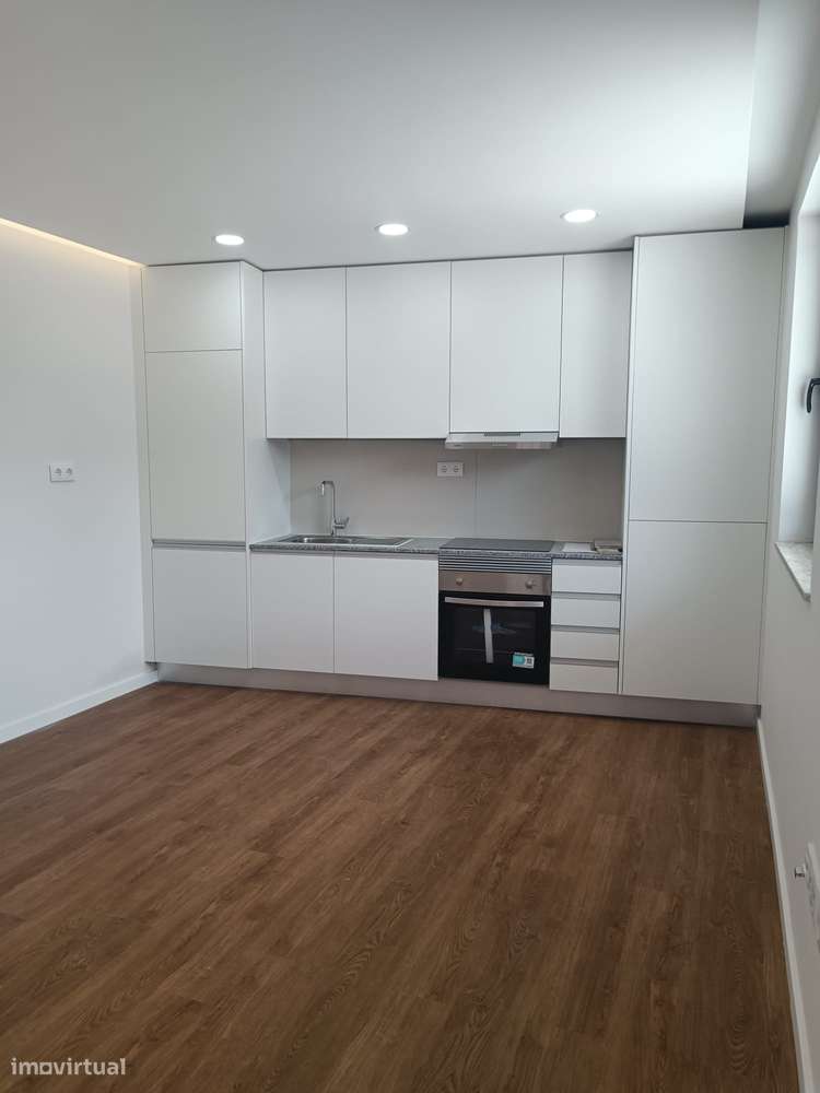 Apartamento T1 | Tamel S. Veríssimo-5