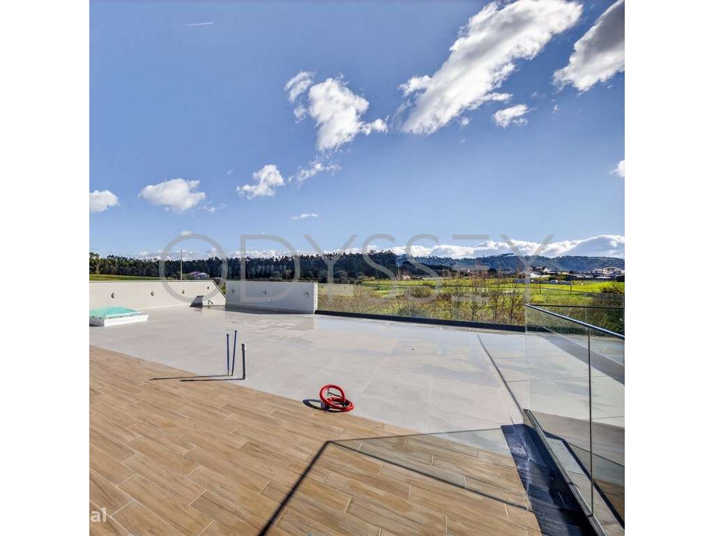 Moradia Isolada T4 Venda Caldas da Rainha-27