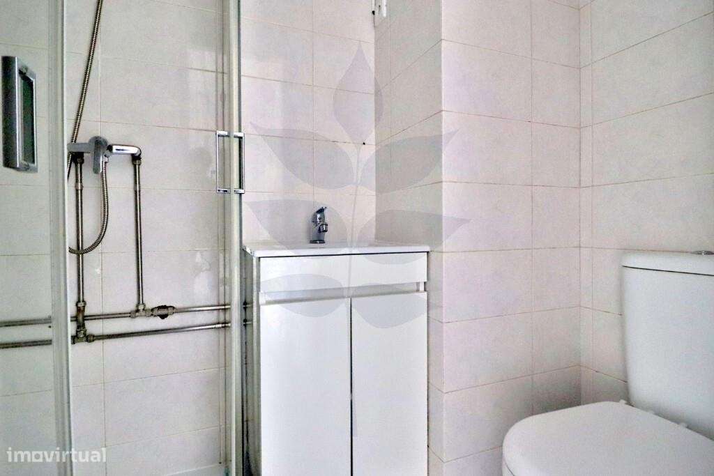 Apartamento T0 para venda em São Victor-7