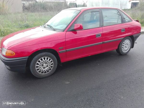 Opel Astra F para peças - 1