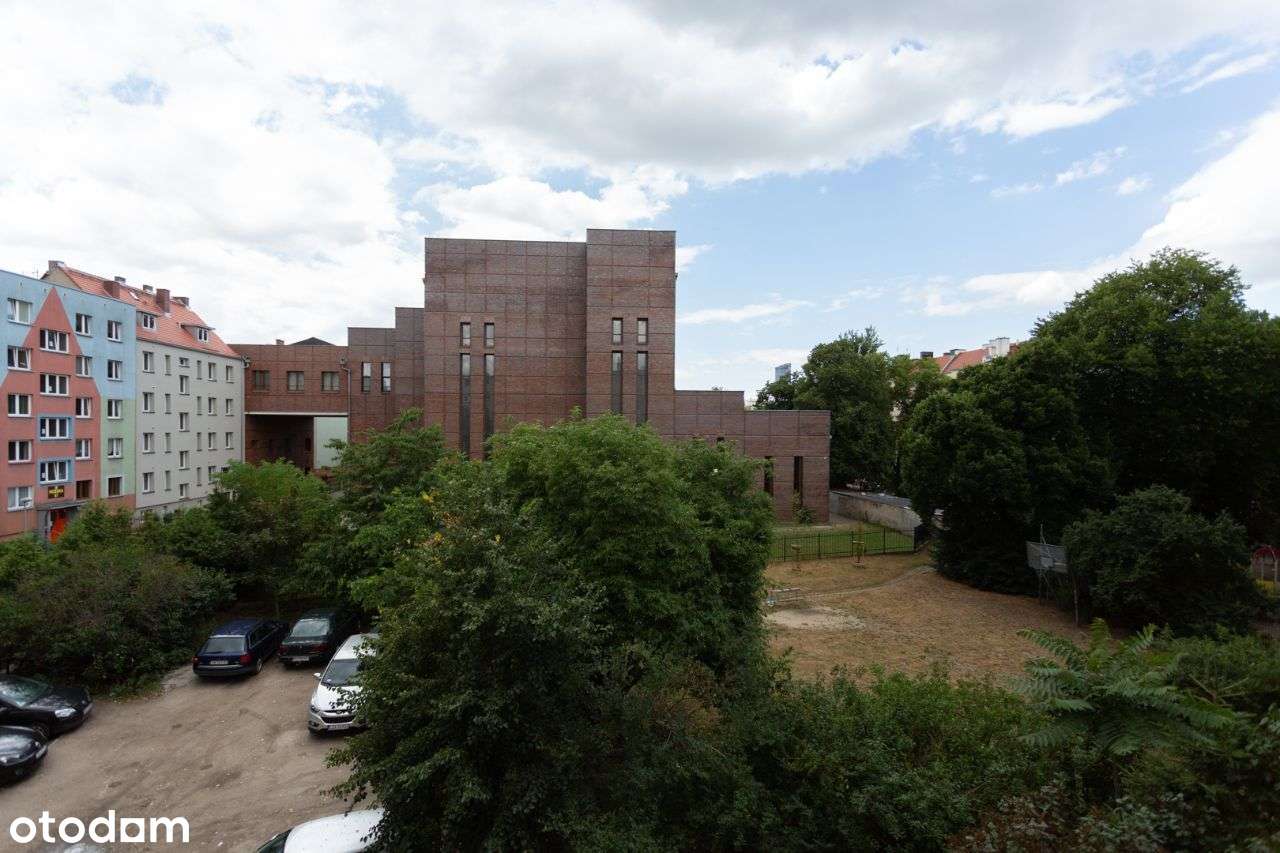 Trzypokojowe mieszkanie blisko centrum-14