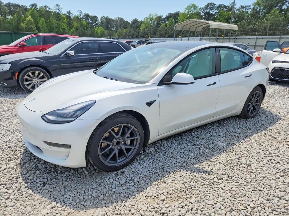 Tesla Model 3 2021
