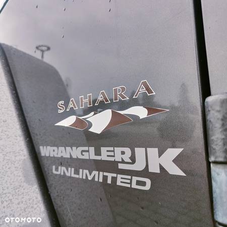 Jeep Wrangler 3.6 Unlim Sahara - 25