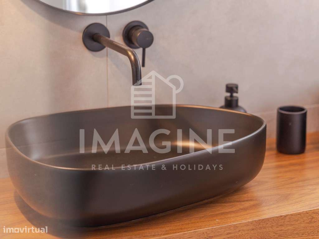 Moradia V2, de Arquitetura Moderna com Piscina e jardim - Urbanizaç...-50