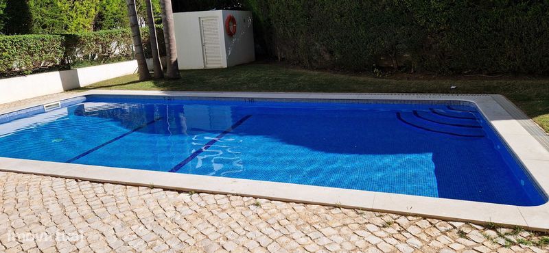 Arrendo apartamento T2 no Alto do Quintão - Grande imagem: 1/9