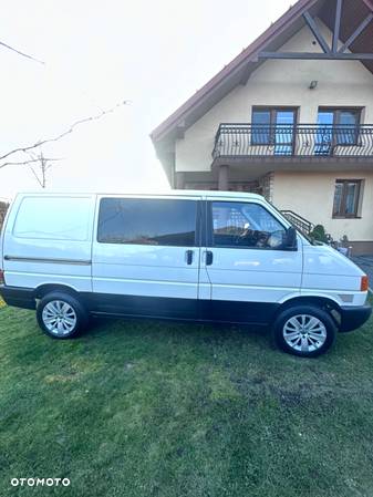 Volkswagen Transporter - 4