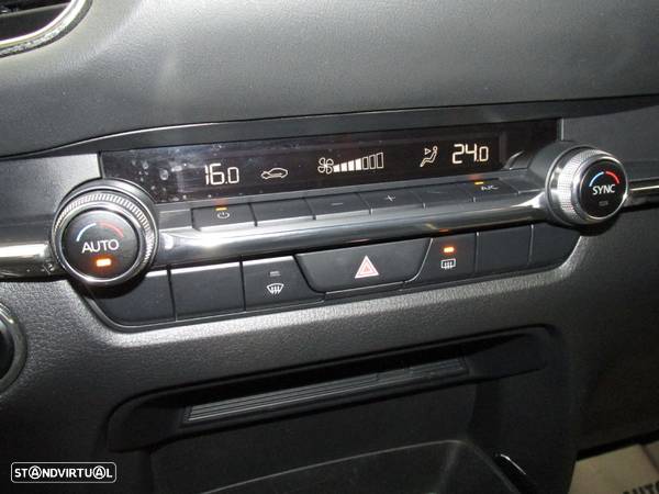 Mazda CX-30 2.0 Sky-G Evolve +i-Ac.+Sport+Safety+Sound - 32