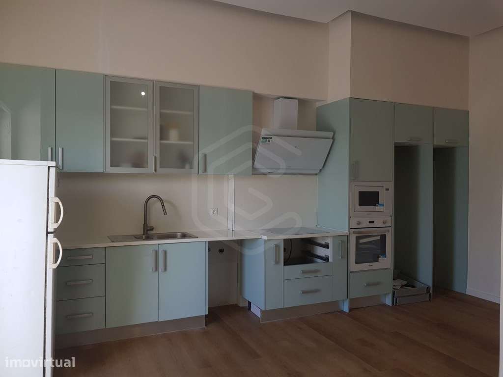 Apartamento T3 Remodelado com Terraço - Quinta Doutor Beirão, Caste... - Grande imagem: 3/21