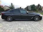 BMW Seria 5 M550i xDrive sport - 10