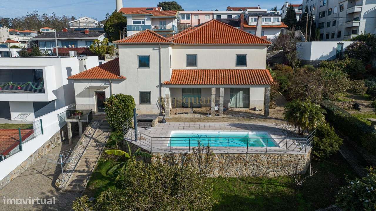 Moradia T4 Venda em Mafamude e Vilar do Paraíso,Vila Nova de Gaia-0