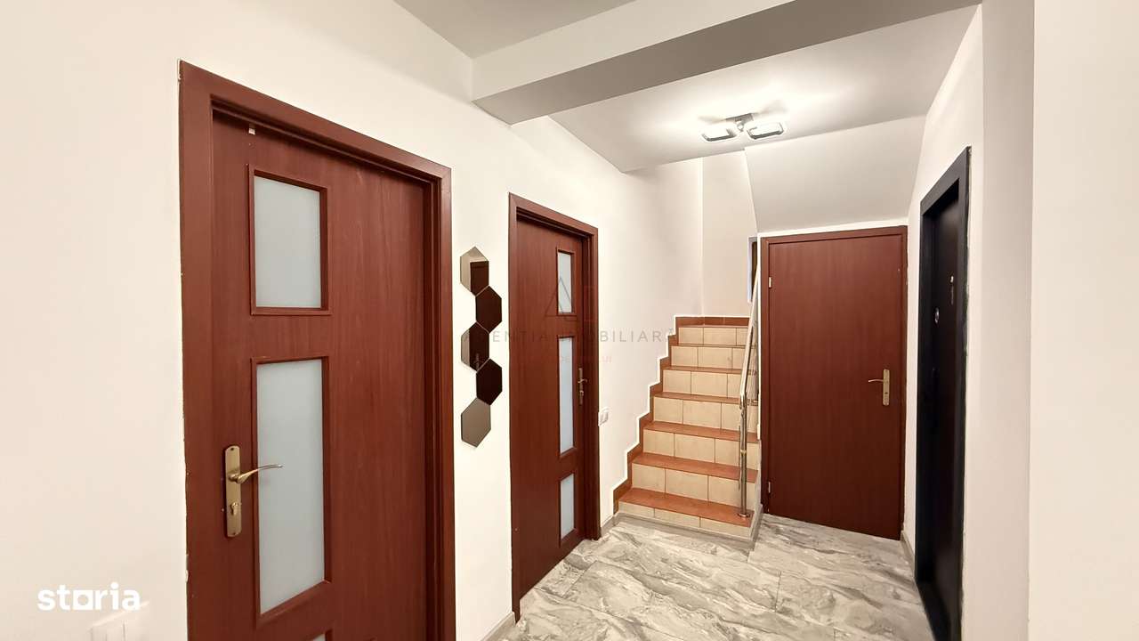 Casa S+P+1+M | 197 mp utili | Curte libera | COMISION 0 - Imagine principală: 4/20