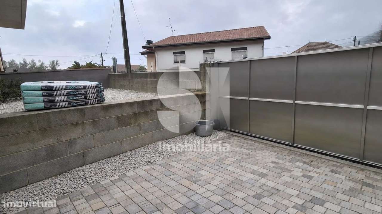 T1, em Construção, Escariz - Grande imagem: 5/20