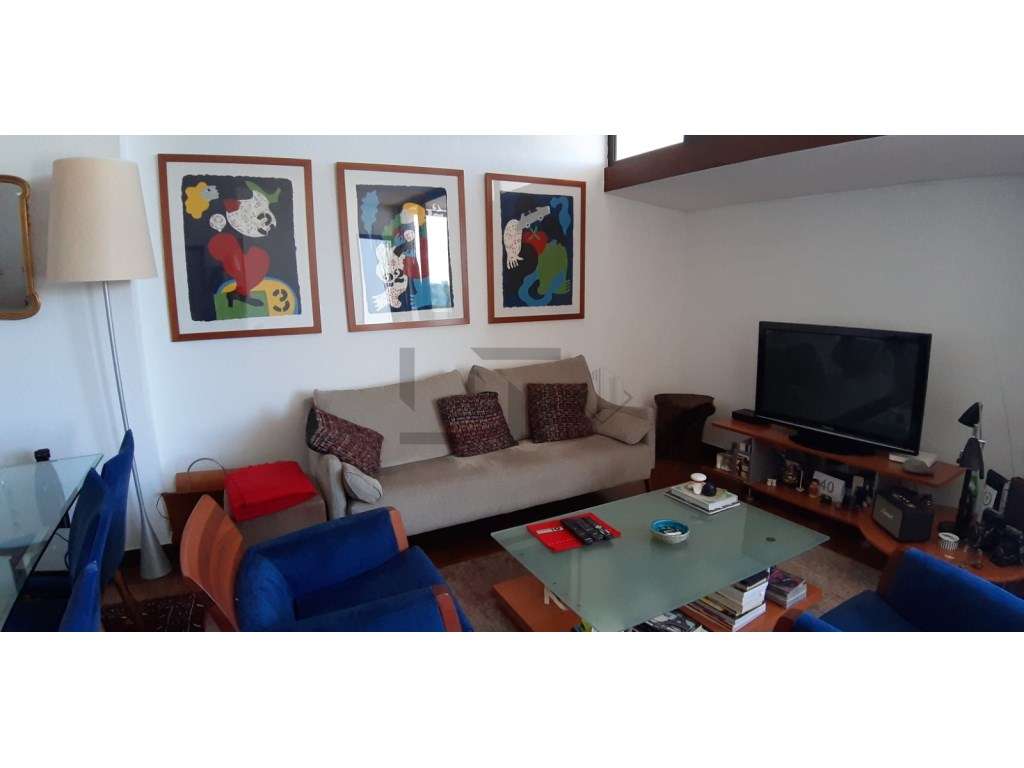 Apartamento T2 com Varanda e Garagem, para Venda, na Amadora - Grande imagem: 5/24